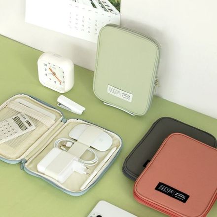 아이코닉 오프닝 파우치 (여행용 케…